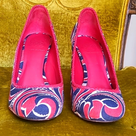 TORY BURCH Red and Navy Canvas 4" Heels Size 9 - Picture 3 of 10